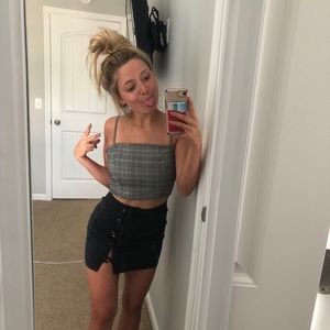 Meet your Posher, Hannah